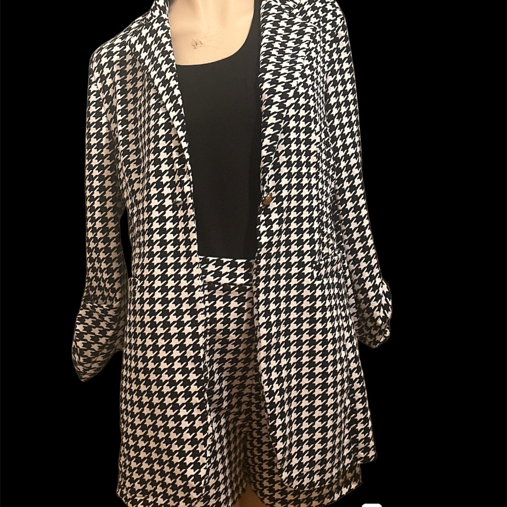 Houndstooth Short Suit